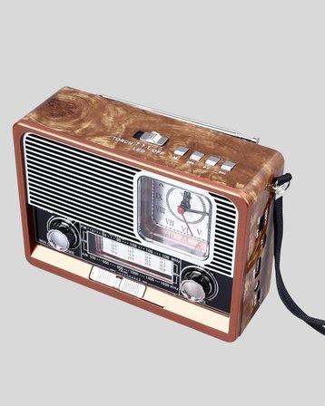 Nostaljik Radyo – Şık Dekoratif Tasarım ve Güvenli 2 Yıl Garanti -