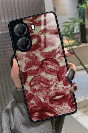 Xiaomi Poco X7 Pro Uyumlu Dudak Tasarımlı Parlak Silikon Kılıf