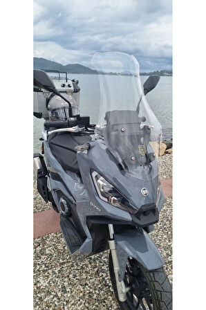 Yuki Xway 125 Siperlik Ön Cam 2023 2024 Model 65cm Şeffaf Renkli 4mm ORTA BOYLU CAM