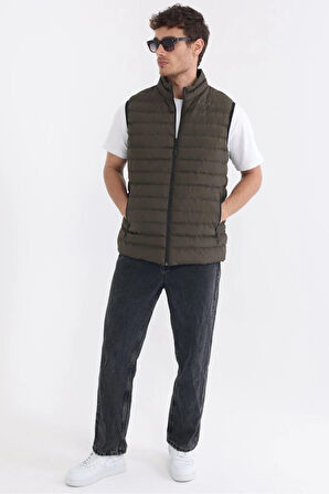 İçi Astarlı Su ve Rüzgar Geçirmez Cepli Erkek Yelek