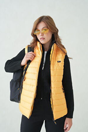 İçi Astarlı Su ve Rüzgar Geçirmez Cepli Kadın Yelek