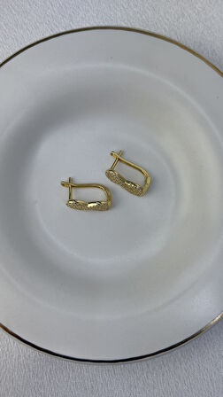 Taşlı Sonsuzluk Figürlü Altın Küpe