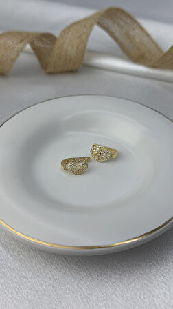 Sonsuzluk Figürlü Taşlı Altın Küpe