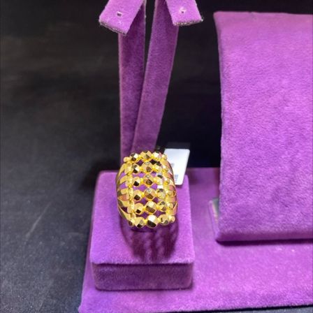 22 Ayar Altın Yüzük Dorikalı Modern Tasarım 7.11gr 19 Numara Hediye Kadın