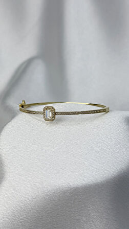 Zirkon Taşlı Baget Figürlü Altın Kelepçe Bilezik