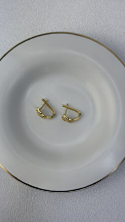 Taşlı Kelebek Figürlü Altın Küpe