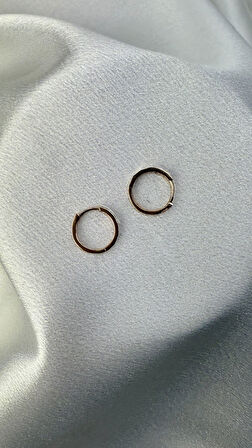 Kesik Köşeli Altın Küpe