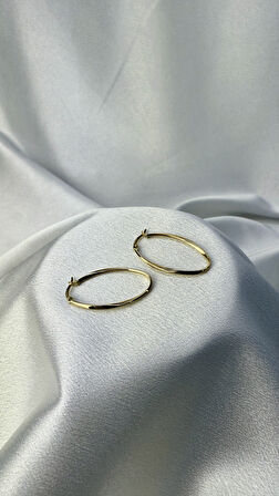 Elips Kıvrımlı Altın Küpe