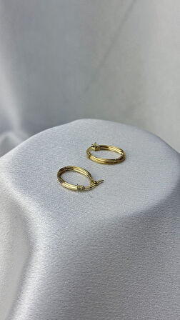 Elips Burgulu Altın Küpe