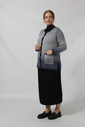 Y0664 KADIN SİYAH-KREM KARELİ DESENLİ DÜĞMELİ CEPLİ MEVSİMLİK ANNE HIRKASI