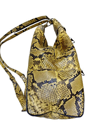 Hakiki Deri Yılan Baskılı Çok Cepli Kadın Sırt Çantası