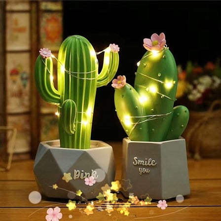 Uravas Store® Led Işıklı Sevimli Kaktüs Dekoratif Masa Lambası Mini Biblo Gece Lambası Yeşil