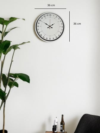 36 Cm Beyaz 24 Saat Göstergeli Özel Tasarım Duvar Saati