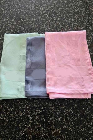 Hediyelik 3 Adet Gerçek Mikrofiber Temizlik Bezi (40x60 Cm) - İz Bırakmaz Cam Ev Araba Temizlik Bezi