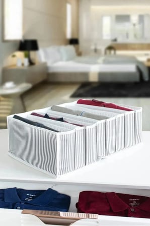 Hediyelik 8 Bölmeli  Xl Pratik Bölmeli Çekmece Düzenleyici Organizer(iç Çamaşırı Kravat Çorap Düzenleyici)