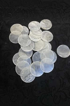 30 mm Yandan Delikli Doğaltaş Çanta Pulu (20 Adet 21 Gram)