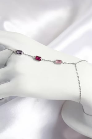 Pirinç Renkli Zirkon Taşlı Dikdörtgen Model Gümüş Renk Kadın Şahmeran - TJ-SN694