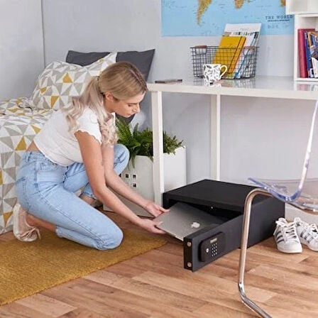 Yale Motorlu Kasa Siyah Laptop YLEB/200/EB1