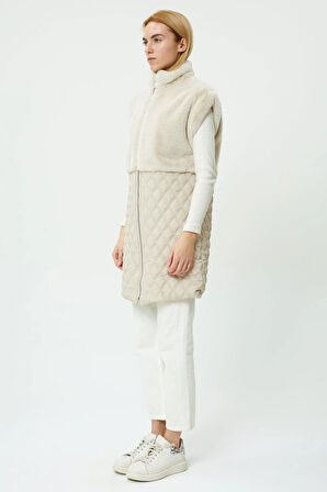 VEGER İHRACAT ÜRETİM KAPİTONE PELUŞ YELEK