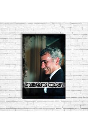 Yılmaz Güney Retro Ahşap Poster