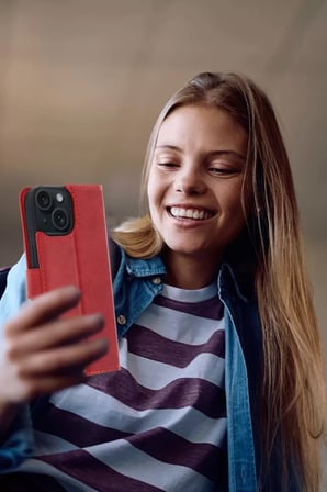 Newface Apple iPhone 15 Trend S Plus Kapaklı Kılıf - Yeşil