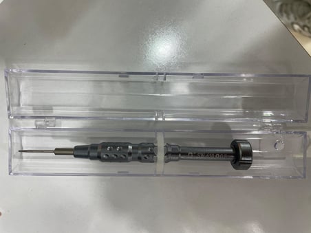 iPhone Dış Alt Vida Sökme Tornavidası