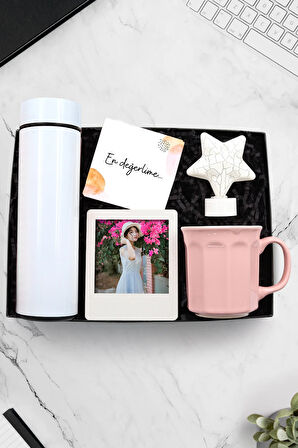 Beyaz Dereceli Termos & Modern Kupa & Beyaz İnstagram Çerçeve & Renkli Yıldız Işık Hediye Seti