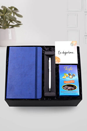Mavi Defter & Beyaz Touch Pen & Tafe Fındıklı Draje Hediye Seti