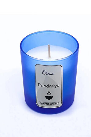 Yılbaşı Çorabı & Okyanus Kokulu Mum & Eldiven Temalı Yılbaşı Kar Küre & Godiva Çikolata Hediye Seti