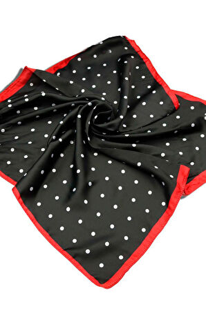 Puantiyeli Fular & Mutlu Yıllar Kupa & Çam Ağacı & Kırmızı Kadın Kartlık Hediye Seti