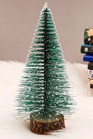 Yılbaşı Çorabı & Siyah Kupa & Ahşap Zeminli Mini Çam Ağacı & Bademli Kurabiye Hediye Seti