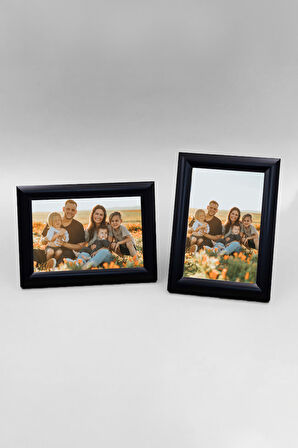 Siyah Çerçeve & Parlak Kırmızı Fincan & Kahve Su Kadehi & Puantiyeli Fular Hediye Seti