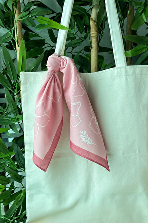 Pembe Tasarım Fular & Kadın Parfüm & Metal Kordon Kadın Kol Saati Kadına Hediye Seti