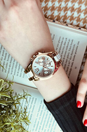 Pembe Tasarım Fular & Kadın Parfüm & Metal Kordon Kadın Kol Saati Kadına Hediye Seti