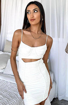 Yonca Moda Evi Kadın Omuz Askılı Göbek Ve Sırt Dekolteli Gipe Ve Büzgü Detay Fırsat ürün Mini Elbise
