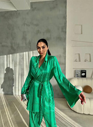 Yonca Moda Evi VİSKON JAKARLI BAĞLAMALI GÖMLEK - PANTOLON TAKIM - Yeşil