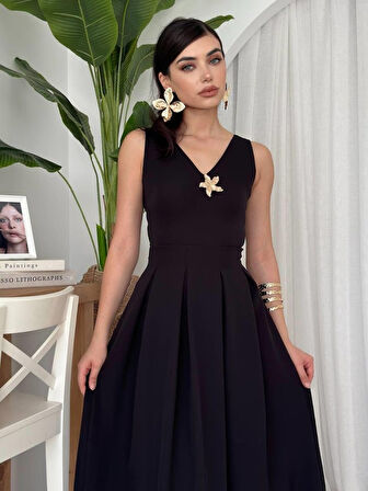 Yonca Moda Evi Late Yıldız Detaylı Elbise