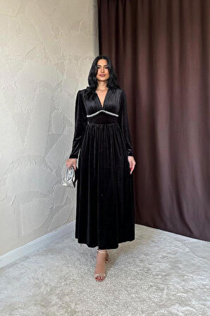 Yonca Moda Evi Siyah Göğüs Altı Taşlı Elbise