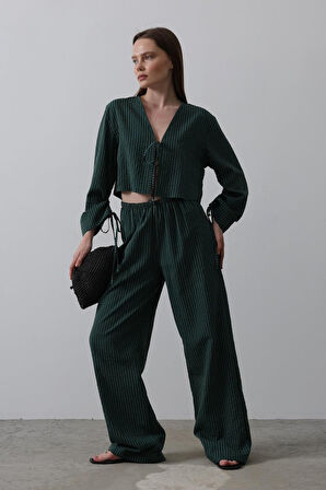 Yonca Moda Evi Önü Bağlamalı Crop Takım - Yeşil