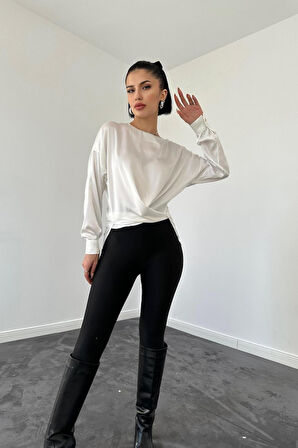 Yonca Moda Evi Beyaz Bisiklet Yaka Bluz