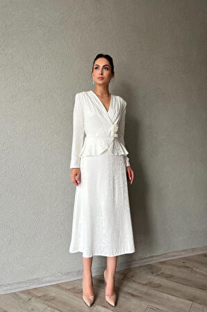 Yonca Moda Evi Ekru Pile Detaylı Kruvaze Elbise