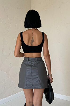 Yonca Moda Evi Gri Kemerli Mini Deri Etek