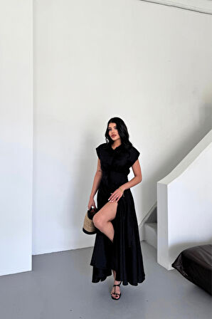 Yonca Moda Evi JAKARLI KETEN ELBİSE ÖNDEN YIRTMAÇLI CEPLİ - Siyah