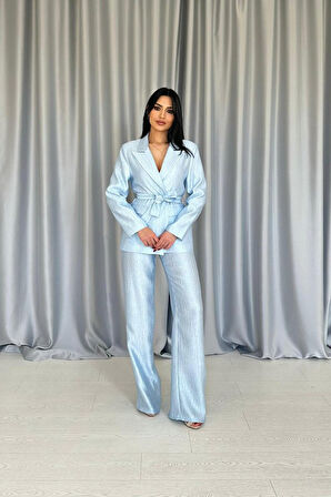 Yonca Moda Evi Mavi Beli Kuşaklı Ceket Ve Pantolon Parlak Takım