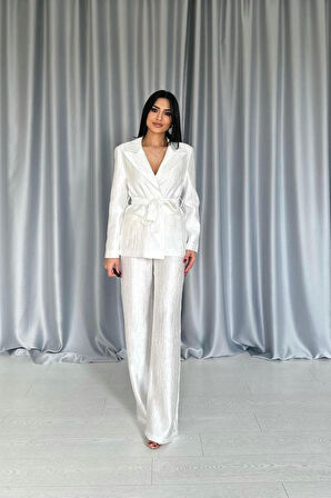 Yonca Moda Evi Ekru Beli Kuşaklı Ceket Ve Pantolon Parlak Takım