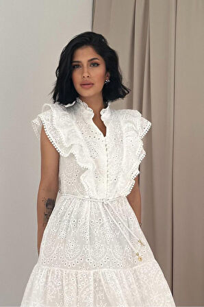 Yonca Moda Evi Beyaz Fırfırlı Düğmeli Elbise