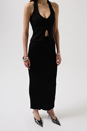 Yonca Moda Evi V Detay Dokulu Crop Bluz