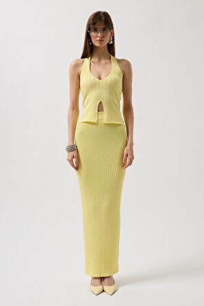 Yonca Moda Evi V Detay Dokulu Crop Bluz