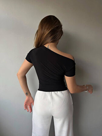 Yonca Moda Evi Kadın Sandy Kumaş Düşük Omuz Bluz