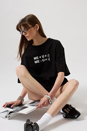 Yonca Moda Evi Kabartma Baskılı T-Shirt